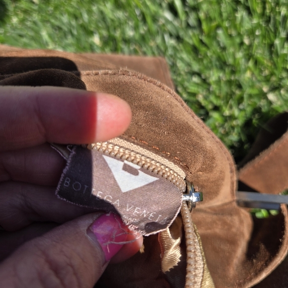 Vintage Bottega Veneta brown suede Sholder  bag Flap Magnetic Closure Minimalist - Picture 12 of 14